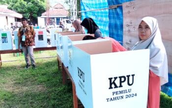 Warga Penatoi Antusias Memilih Wakil Rakyat dan Presiden pada Pemilu 2024 - Kabar Harian Bima