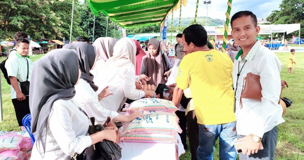 Partisipasi Tekan Inflasi, Pegadaian Bima Jual Sembako Harga Murah saat Operasi Pasar Ramadan - Kabar Harian Bima