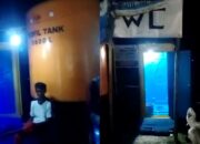 Berdayakan Karang Taruna, Kelurahan Tanjung Kelola WC Portabel Selama Pasar Lebaran