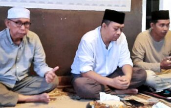 Bakal Calon Wali Kota Bima Azhari Dampingi Doktor Zul Safari Ramadan di Kota Bima - Kabar Harian Bima