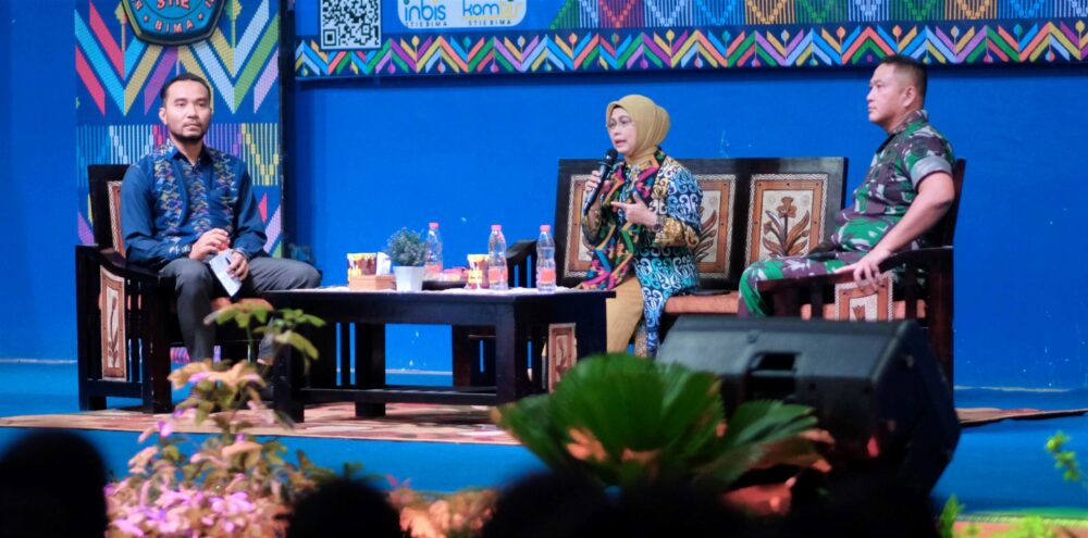 Putri Wakil Presiden dan Danrem 162/WB NTB Hadir di STIE Bima, Beri Semangat Membangun Ekosistem Industri Halal - Kabar Harian Bima