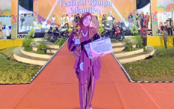 Mahasiswi STIE Bima Sabet Juara Lomba Fashion Show Pawai Rimpu Mantika - Kabar Harian Bima