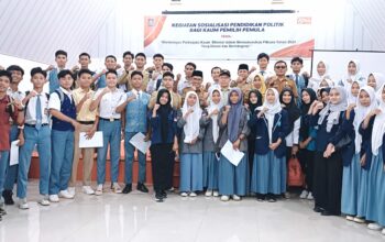 Sukseskan Pilkada 2024, Bakesbangpol Kota Bima Sosialisasi Pendidikan Politik untuk Pemilih Pemula - Kabar Harian Bima