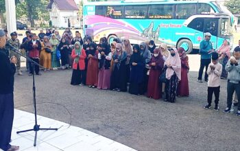 Sekda Kota Bima Lepas 85 Kafilah MTQ ke-30 Tingkat NTB di Sumbawa Barat - Kabar Harian Bima