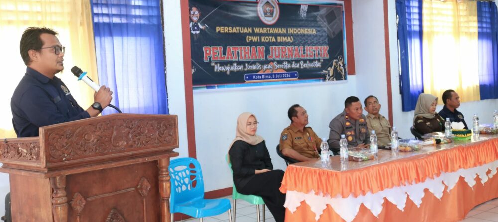 PWI Kota Bima Adakan Pelatihan Jurnalistik, Upaya Mewujudkan Jurnalis Beretika dan Berkualitas - Kabar Harian Bima