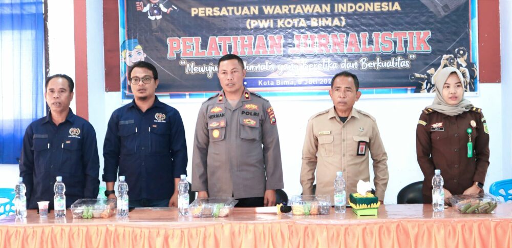 Pelatihan Jurnalistik, Alwi Yasin: Pers Harus Akurat, Independen, dan Kritis - Kabar Harian Bima