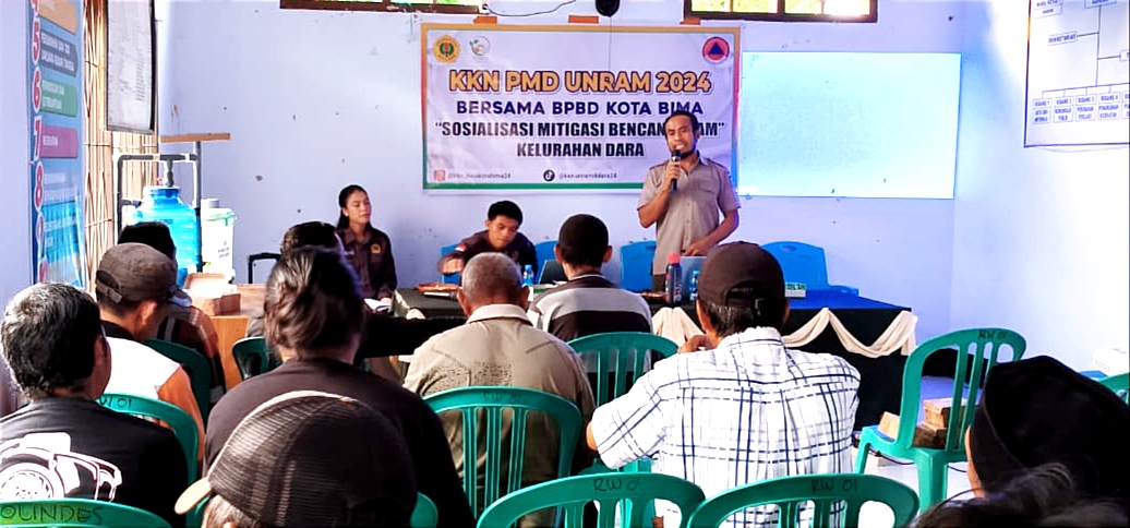 BPBD dan Mahasiswa KKN Unram Sosialisasi Pemanfaatan Air Hujan sebagai Solusi Mitigasi Bencana di Dara - Kabar Harian Bima