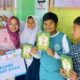 Kolaborasi dengan YBM, PLN UP3 Bima Bagikan Buku Iqra di SMPN 13 Kota Bima - Kabar Harian Bima