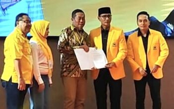 Golkar Resmi Dukung Pasangan Rum-Inah untuk Pilkada Kota Bima 2024 - Kabar Harian Bima