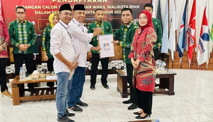 Pasangan Man-Feri Resmi Mendaftar sebagai Peserta Pilkada Kota Bima 2024