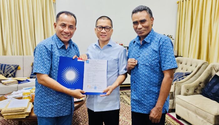 Ady Mahyudi-Irfan Resmi Terima SK B1KWK dari DPP PAN, Siap Berkompetisi di Pilkada Bima 2024