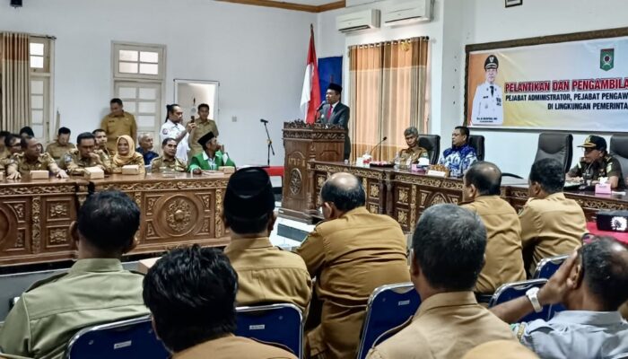 Pj Wali Kota Bima H Mukhtar Lantik 72 Pejabat Administrator, Pengawas, dan Fungsional