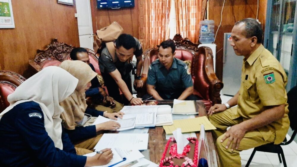 KPU Kota Bima Verifikasi Berkas Bakal Paslon Wali Kota dan Wakil Wali Kota - Kabar Harian Bima