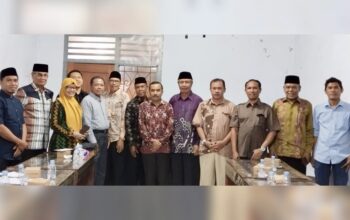 Pj Wali Kota Bima Tetapkan Anggota Dewan Pendidikan Masa Bhakti 2024-2029 - Kabar Harian Bima