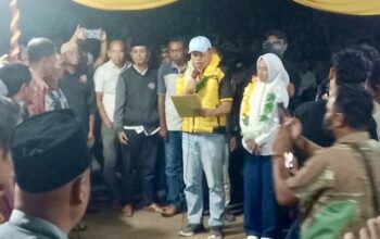 Paslon Rum-Inah Kukuhkan Tim Pemenangan Kelurahan Ule - Kabar Harian Bima