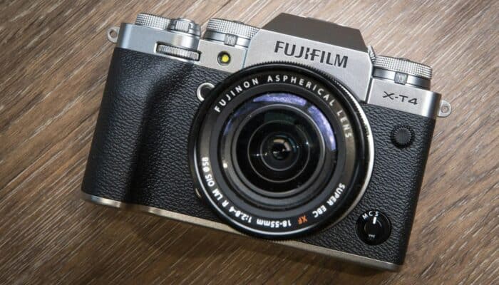 FujiFilm XT4, Kamera Lawas yang tidak Kalah Saing Sama Kamera Baru