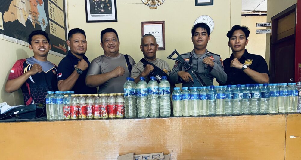 Polsek Sape Gagalkan Peredaran Ratusan Botol Miras Sofi Asal NTT - Kabar Harian Bima