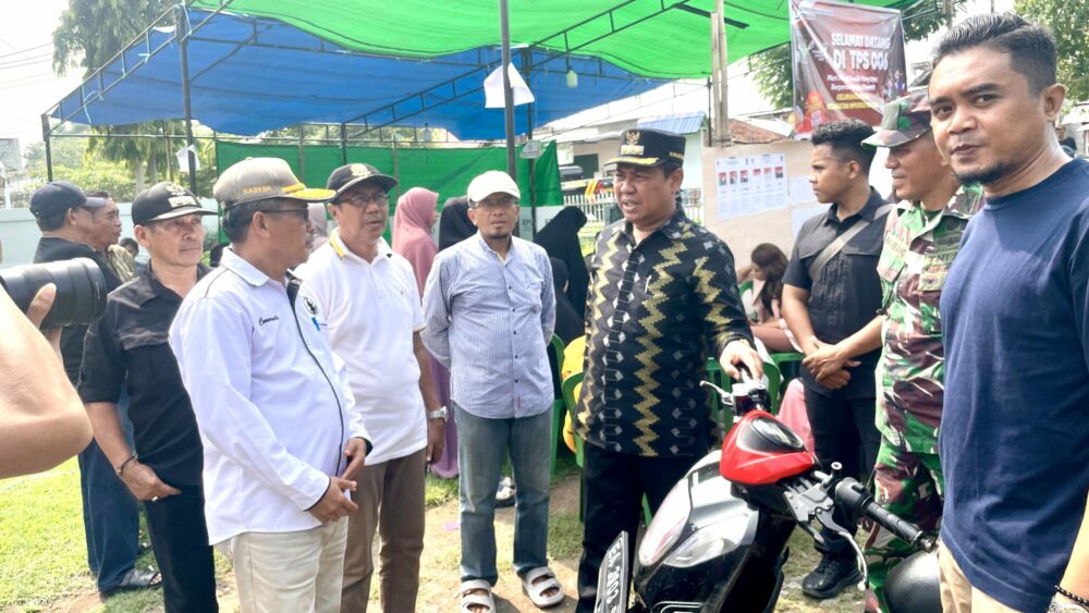 Pj Wali Kota Bima Pantau TPS, Pastikan Pemungutan Suara Berjalan Lancar - Kabar Harian Bima