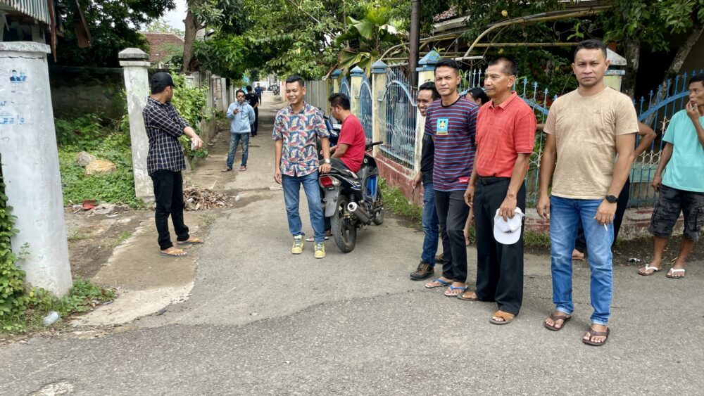 PPK, Pengawas dan Kontraktor Tinjau Drainase di Lewirato, Cari Solusi Atasi Genangan Air - Kabar Harian Bima