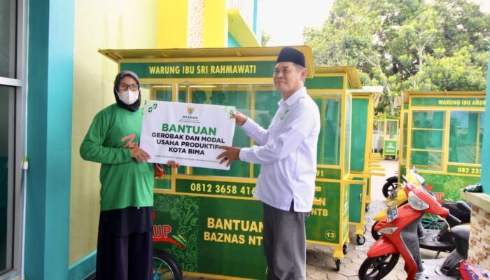 Baznas Kota Bima Salurkan Rombong dan Modal Usaha untuk UMKM Rasanae Barat dan Timur