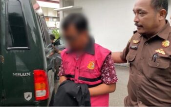 Kasus Korupsi Dana BOS, Kejaksaan Tahan Kepala SMAN 1 Woha