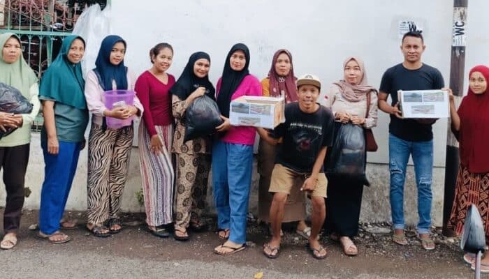 Gotong Royong untuk Wera, Warga Lewirato Galang Donasi untuk Korban Banjir Bandang