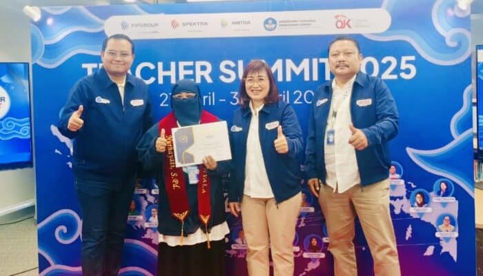 Dari Bima untuk Indonesia, Guru SMKN 3 Ukir Prestasi di Ajang Literasi Nasional