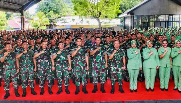 Kunjungan Pangdam di Bima, Tekankan Babinsa Aktif Bantu Rakyat