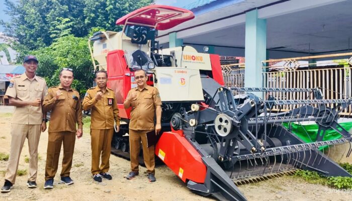 Dukung Produktivitas Petani, Pemkot Bima Terima Combine Harvester dari Kementan