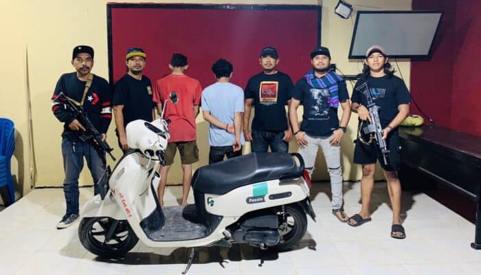 Gadaikan Motor Hasil Penggelapan, 2 Pria Diciduk Polsek Rasbar