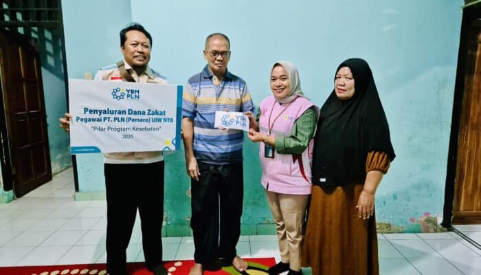 Harapan Baru, YBM PLN UP3 Bima Beri Bantuan Penderita Gangguan Penglihatan