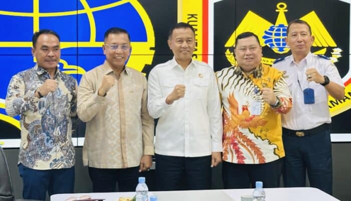 Audiensi dengan Kemenhub, Wali Kota Bima Sampaikan Usulan Penguatan Transportasi Darat