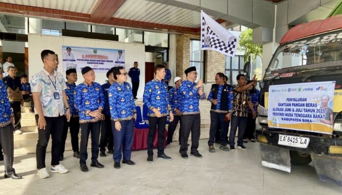 Bantuan Pangan Dimulai, Bulog Pastikan Kualitas Terjamin dan Timbangan Beras Sesuai