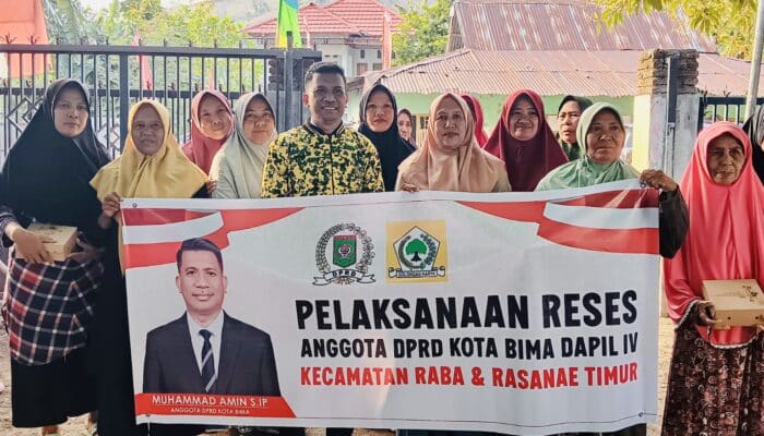 M Amin Reses di Nungga, Warga Minta Modal Usaha Tenun dan Revitalisasi Sarana Ibadah