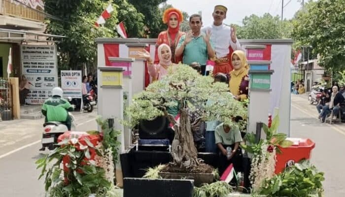 Inspektorat Sosialisasi Anti Korupsi dan Program BISA Lewat Kendaraan Hias