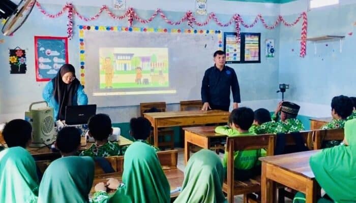 Program Edupreneurship Inisiasi Dosen STIE Bima, Upaya Mencetak Agent Of Change di SD ITQ Ar Rahman Kota Bima