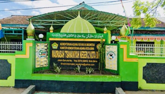 Dana Komite MTsN 2 Kota Bima Ratusan Juta, Mana Dana BOS dan APBN? Wali Murid Mulai Curiga!