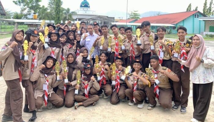 SMAN 2 Kota Bima Borong 17 Trofi di HUT Pramuka 2025, Jadi Juara Umum II
