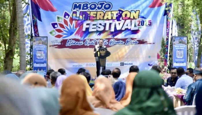 Mbojo Literation Festival Ajak Warga Bima Jatuh Cinta pada Buku dan Budaya