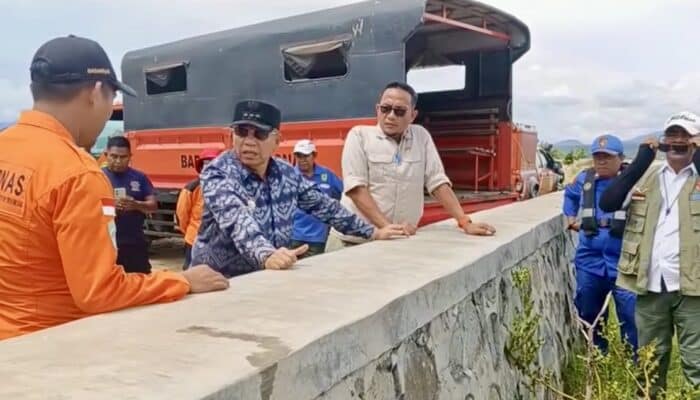 Wali Kota Bima Turun Beri Dukungan untuk Pencarian Warga yang Terseret Banjir Kiriman