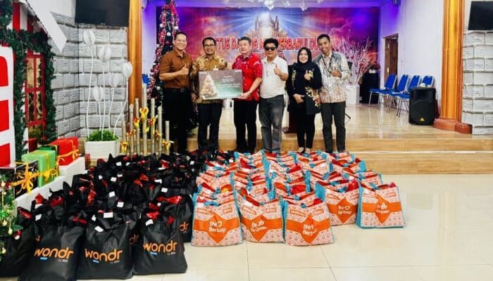 Sambut Natal 2025, BNI Cabang Bima Berbagi Kasih dengan Salurkan Paket Sembako