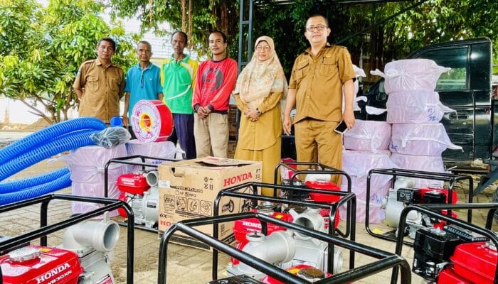 Dukung Budidaya Tembakau, Dinas Pertanian Kota Bima Salurkan Pompa Air untuk 8 Kelompok Tani