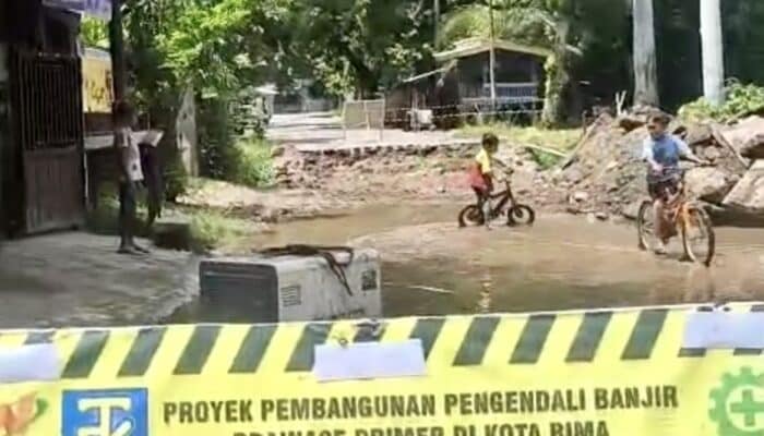 Jembatan Salama-Santi Dibongkar, Pengendara Kaget Harus Putar Arah Lebih Jauh