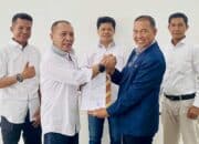 Dapat SK Resmi, Dae Andang Kini Ketua PSSI Kota Bima