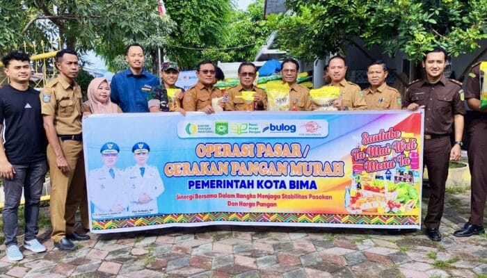 Pangan Murah Masuk Kelurahan Tanjung, Warga Borong Beras dan Minyak