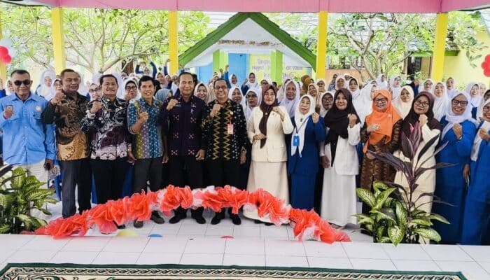 Buka Konferensi IGTKI-PGRI, Kadis Dikpora Kota Bima Tekankan Profesionalitas Guru