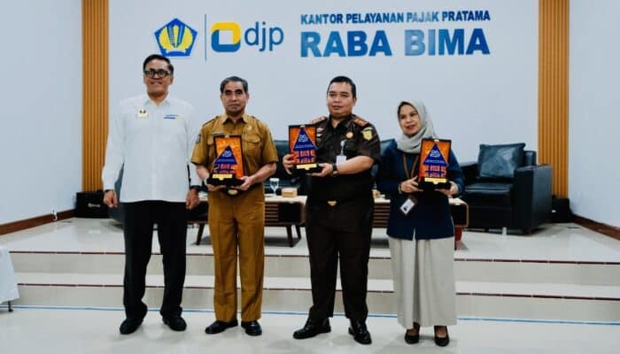 KPP Pratama Raba Bima Gelar Forum Dialog Strategis Ekonomi, Hukum, dan Pajak