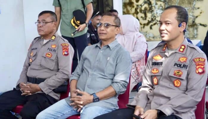 Wakil Wali Kota Bima Pantau Langsung Penjualan Beras Murah di Pos Kota Polres