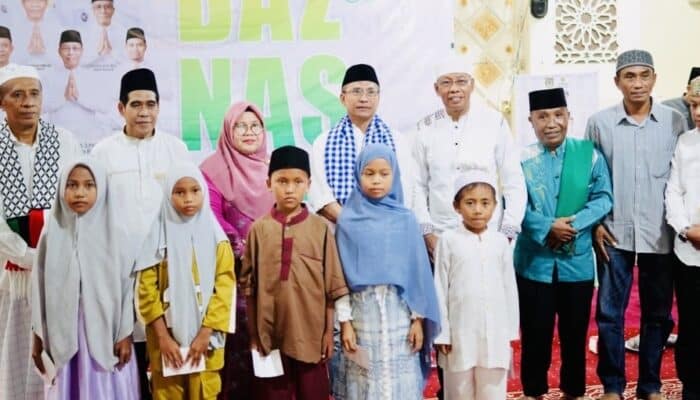Baznas Kota Bima Gelar Buka Puasa Bersama Anak Yatim, Wakil Wali Kota Serahkan Bantuan
