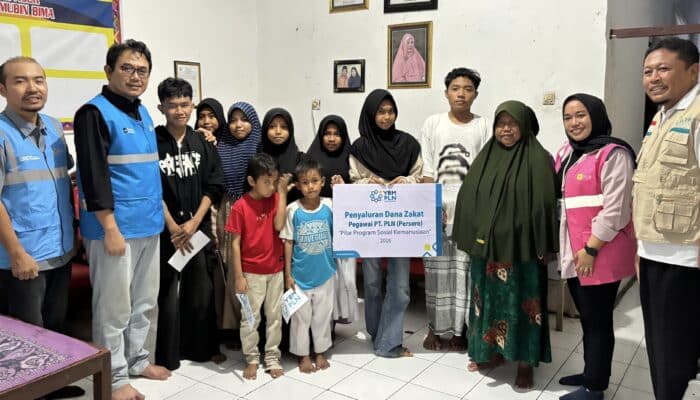 Wujud Empati dan Tanggung Jawab Sosial, YBM PLN UP3 Bima Santuni Anak-Anak Yatim